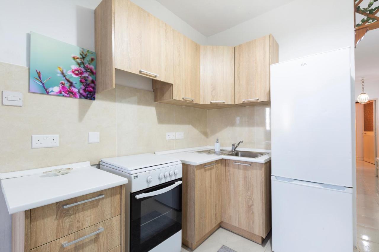 Ne1 - Lovely 2 Bedroom Apartment. Perfect Location المليحة المظهر الخارجي الصورة